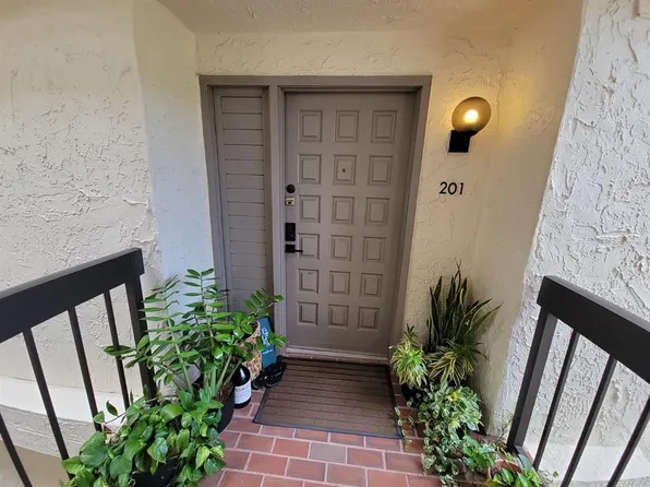 1925 Gulf Of Mexico Dr #G8-201, Longboat Key, FL 34228