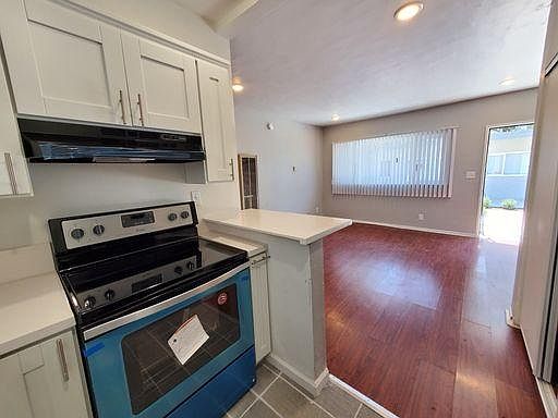 5th image of 139 S Avenue 55 #28