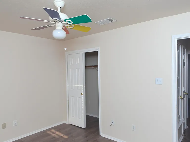 1600 Quarry Dr — Photo 23