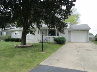 303 N Washington St, Atkinson, IL 61235