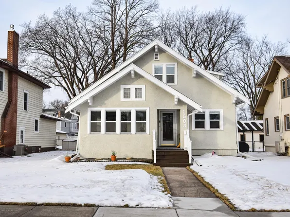 1305 8th St S, Fargo, ND 58103