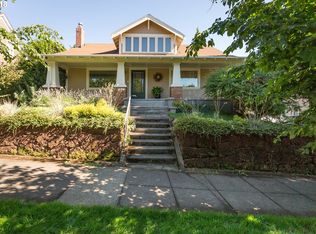 127 SW Hamilton St, Portland, OR 97239