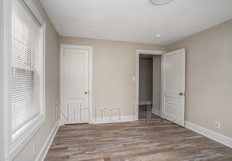 814 Sunset Ave #1 — Photo 14