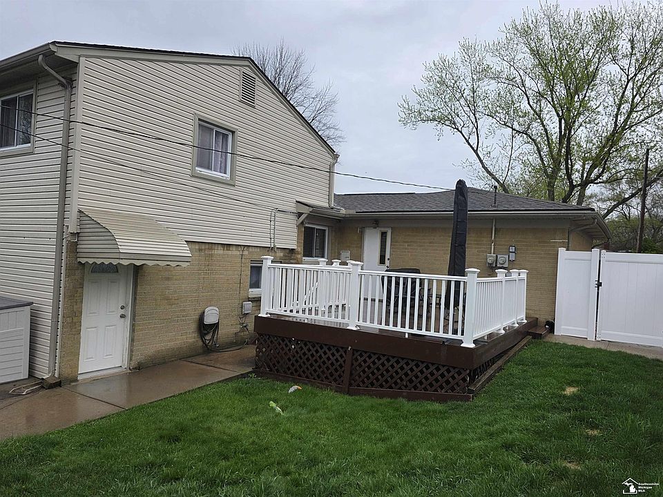 ※決まりました※ 
ソファ　ベッド　ニトリ 9480 William St, Taylor, MI 48180 | Zillow