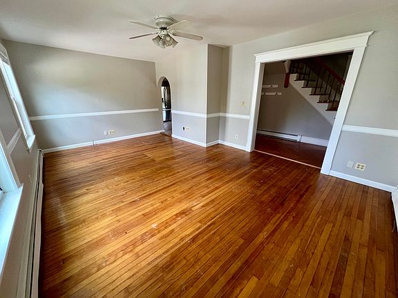5th image of 1079 Turner Street