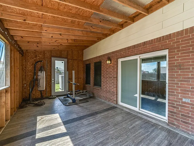 3818 Brook Garden Ln — Photo 8