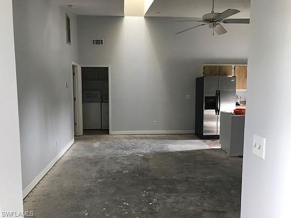 5th image of 5020 SW Courtyards Way APT 9