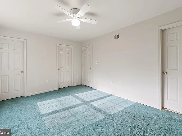 570 Highland Towne Ln — Photo 16