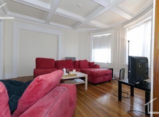 142 Fuller St #1Y, Brookline, MA 02446