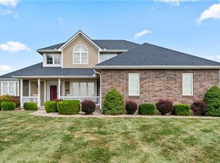 39202 E Truman Rd, Oak Grove, MO 64075