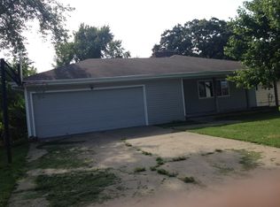 910 S Clay St, Nevada, MO 64772