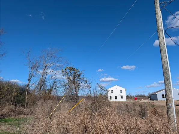 310 Paschall Blvd, Mabank, TX 75147