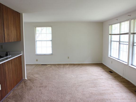 2nd image of 5720 Troy Villa Blvd