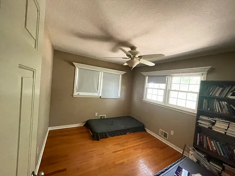 8224 Garfield Ave — Photo 13