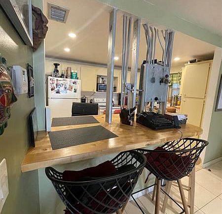 5th image of 8101 Byron Ave APT 412