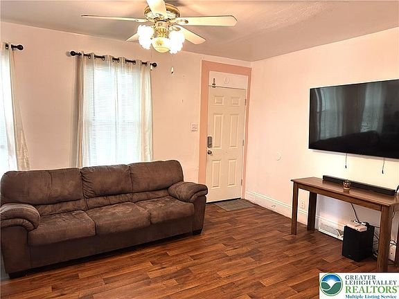 3rd image of 655 Hess St