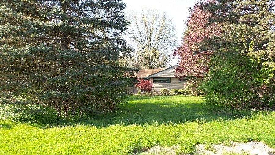 1st image of 630 Murray Hill Dr