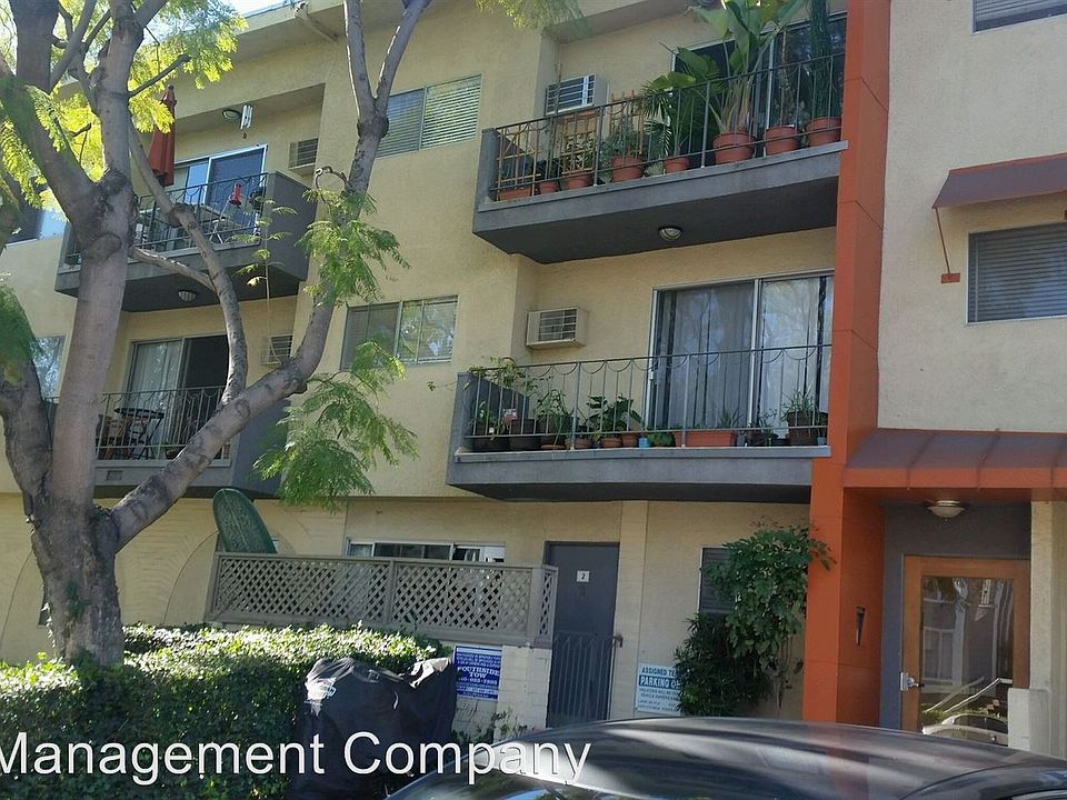 2nd image of 1827 Veteran Ave APT 01
