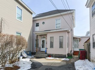 126 Chapel St, Lowell, MA 01852