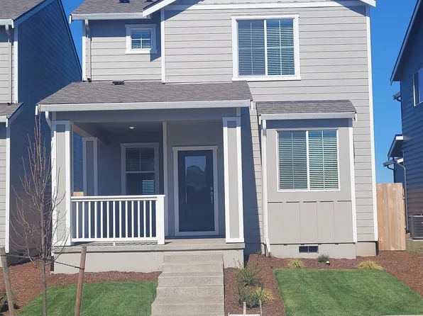 1155 Parkside Ave, Woodburn, OR 97071