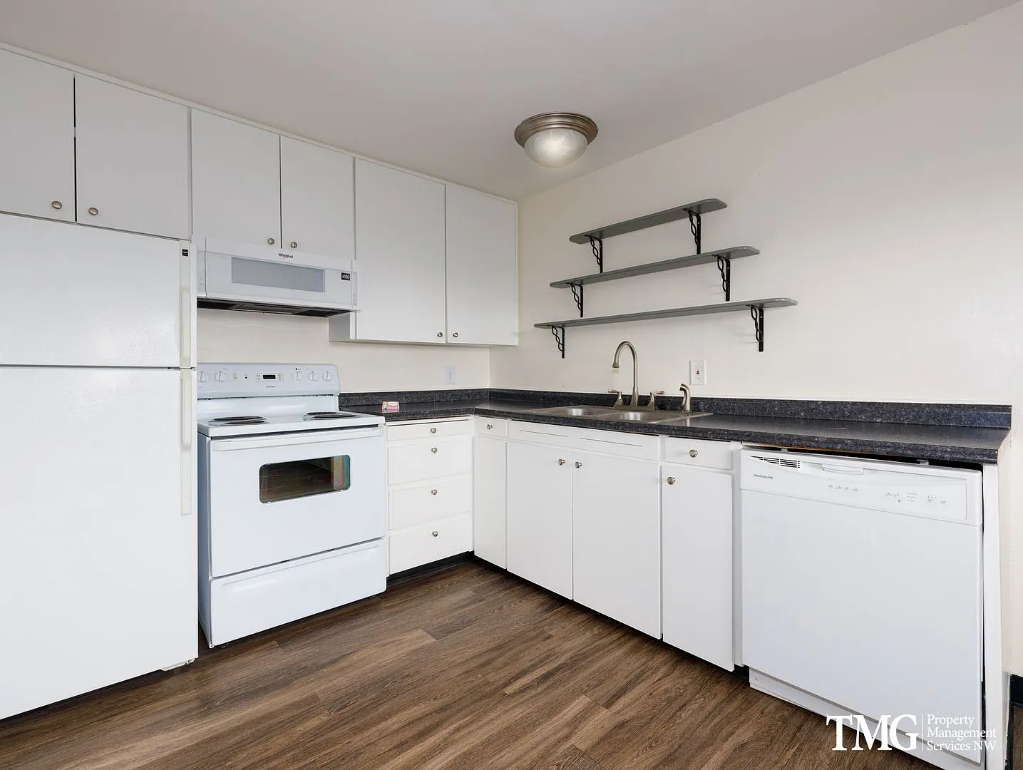 Rancho Real Apartments — Photo 4