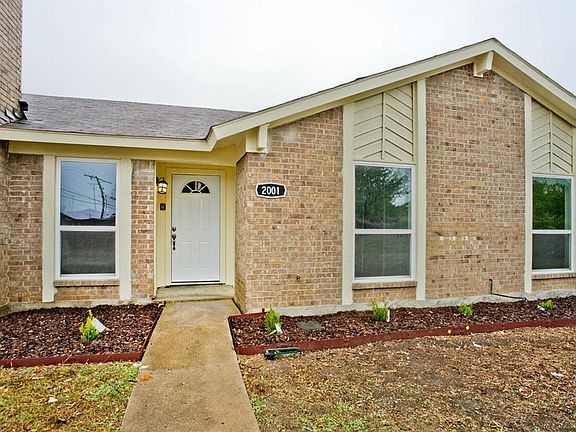 2nd image of 2001 Glenbrook Meadows Dr