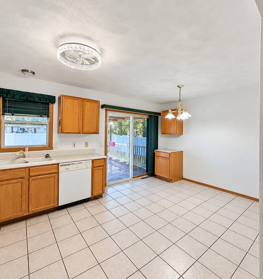 9215 Segunda Lane - 1 — Photo 1