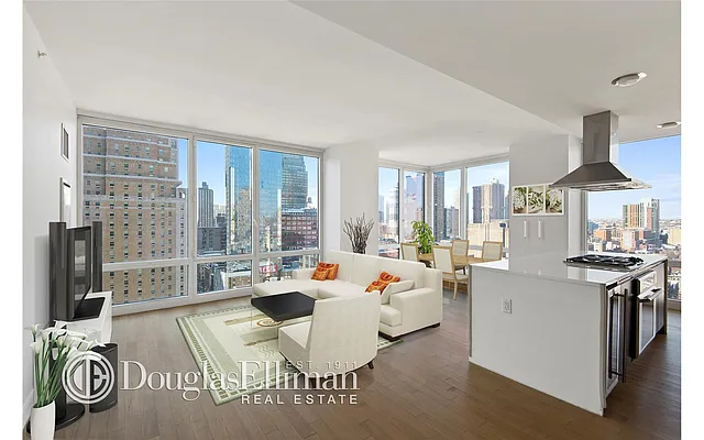 Rented by Douglas Elliman | media 22