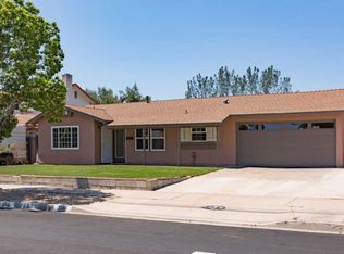 9566 Domer Rd, Santee, CA 92071