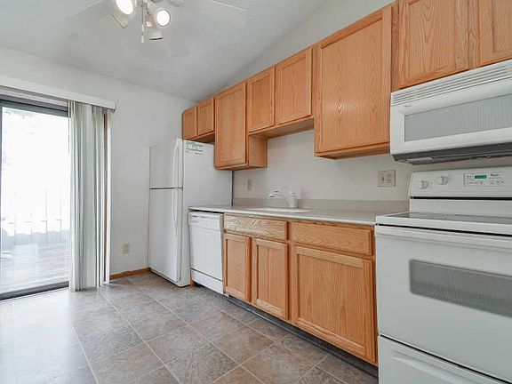 4th image of 788 Timber Way Dr