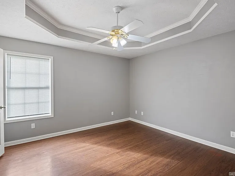 17 Azalea Dr — Photo 3