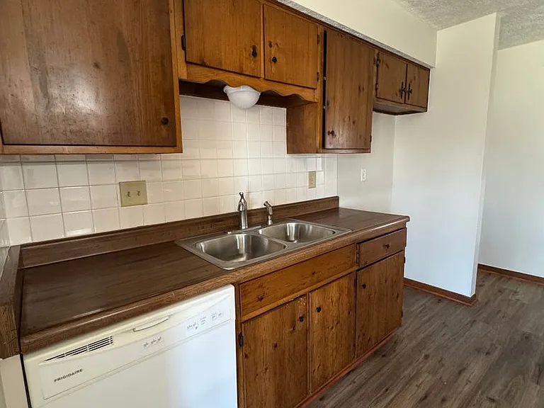 378 Boonesboro Rd — Photo 7