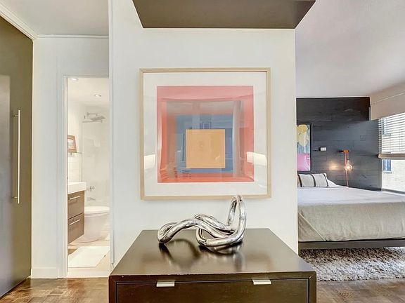 5th image of 226 W Rittenhouse Sq APT 1518