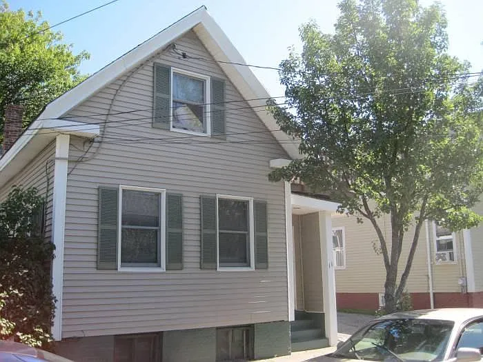 11 Ponce St