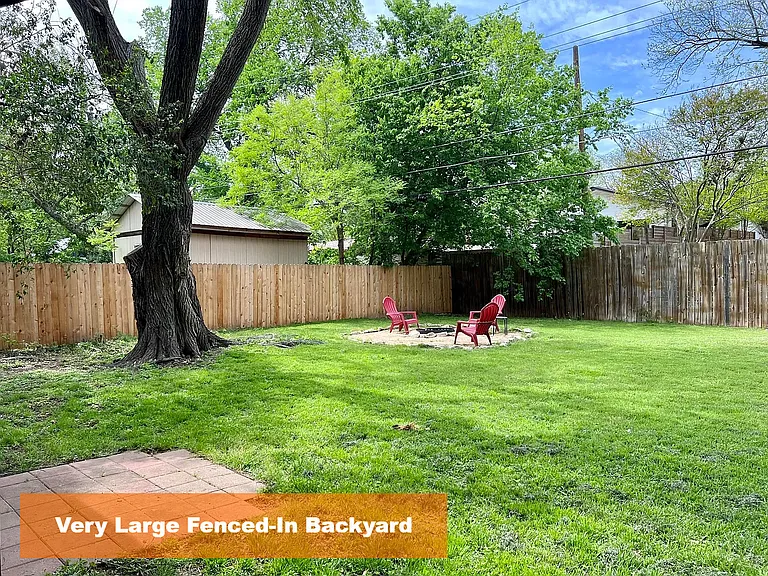 2602 Friar Tuck Ln — Photo 12
