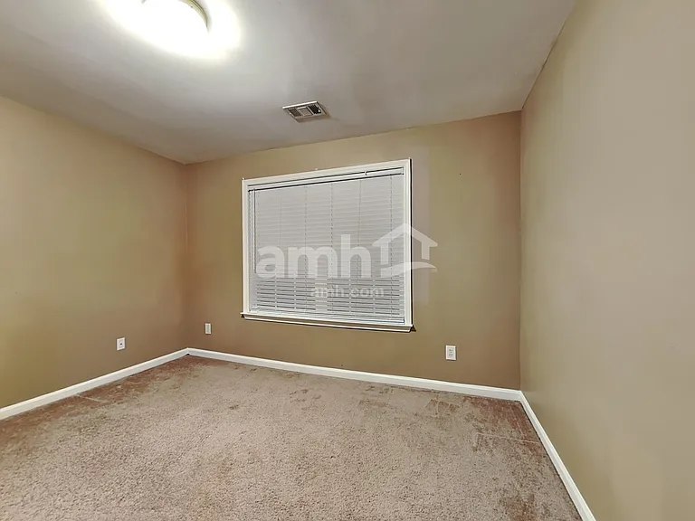 275 Beckenham Walk Dr — Photo 16