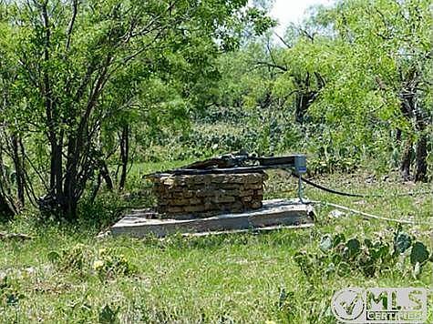 3rd image of 251 County Road 235