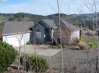 549 Cochran Ln, White Salmon, WA