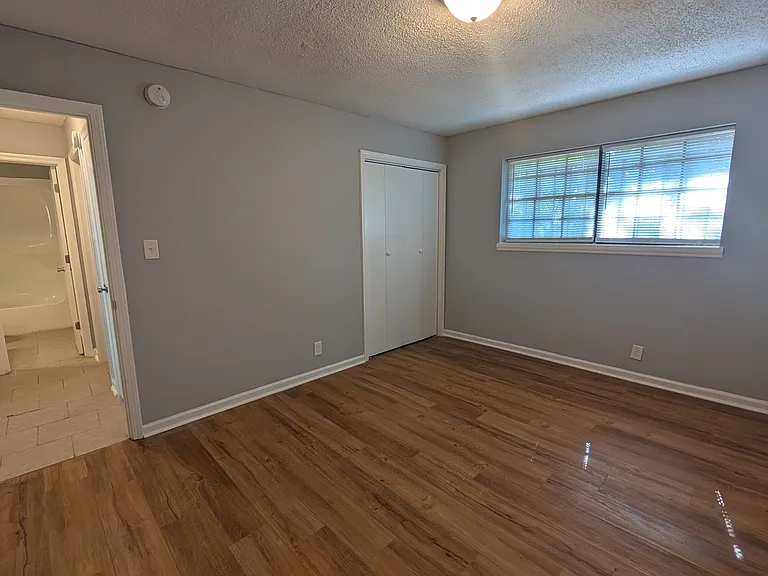 700 Graymont Ave W #1 — Photo 14