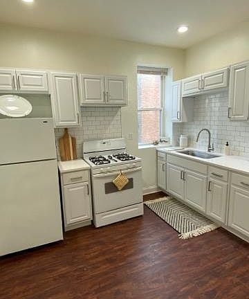 2nd image of 6611 S Maryland Ave #2