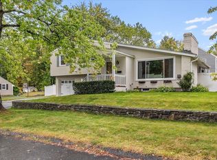 12 Winthrop St, West Boylston, MA 01583