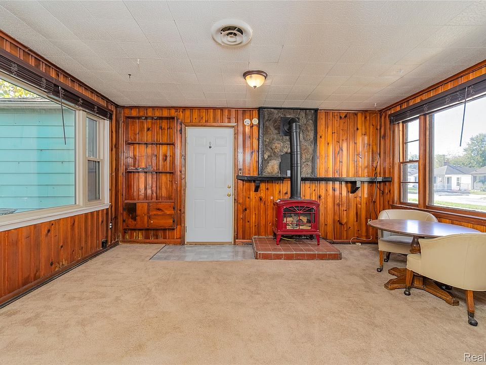 13325 Helen St, photo 2