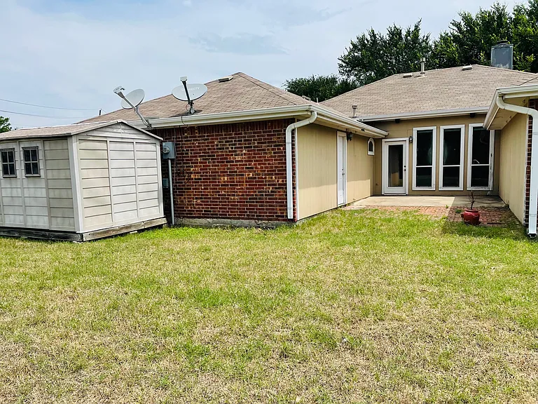 5621 Flowerwood Ln — Photo 34