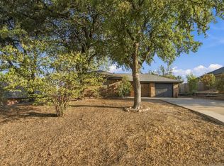 710 Parkridge Dr, Decatur, TX 76234