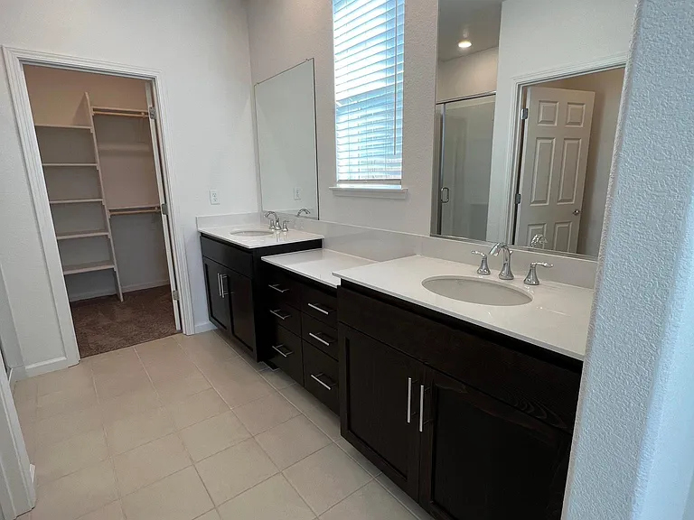 943 Carson River Dr — Photo 11
