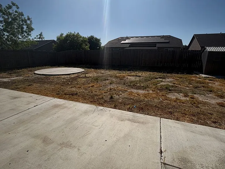1696 Softwind Dr — Photo 14