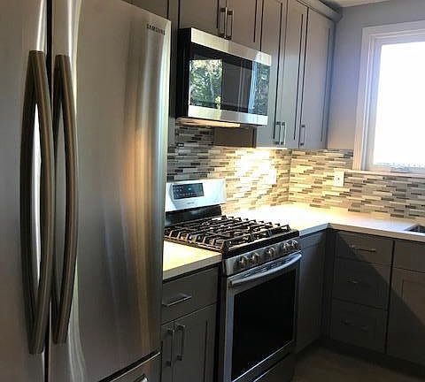 2nd image of 1754 Gum St