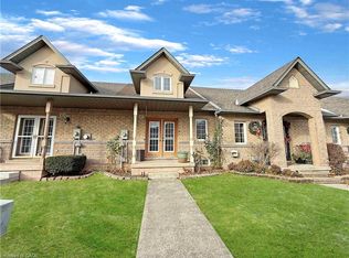 47 Dynasty Ave, Hamilton, ON L8G 4Z5