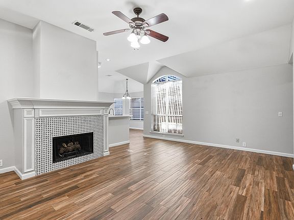 2nd image of 1202 Defford Ln