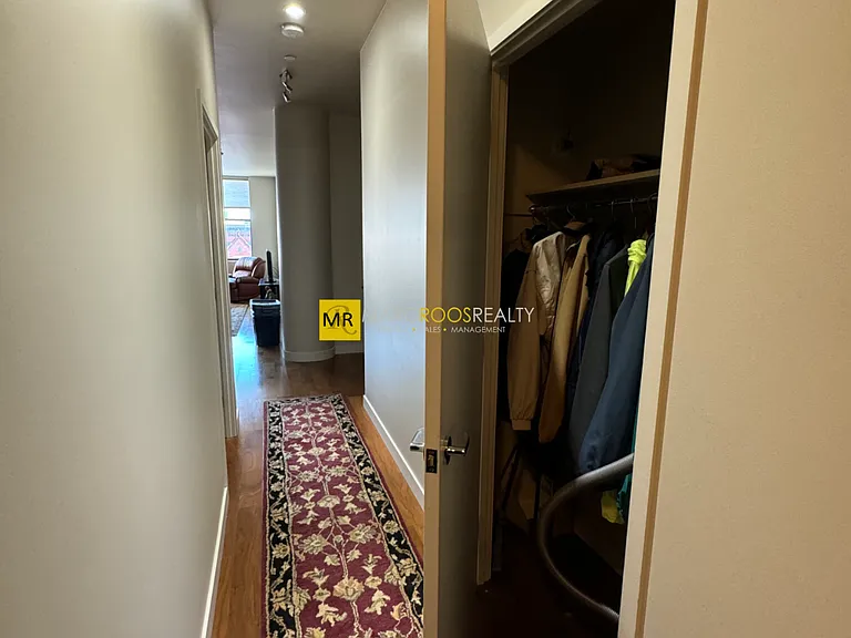 285 Columbus Ave — Photo 8